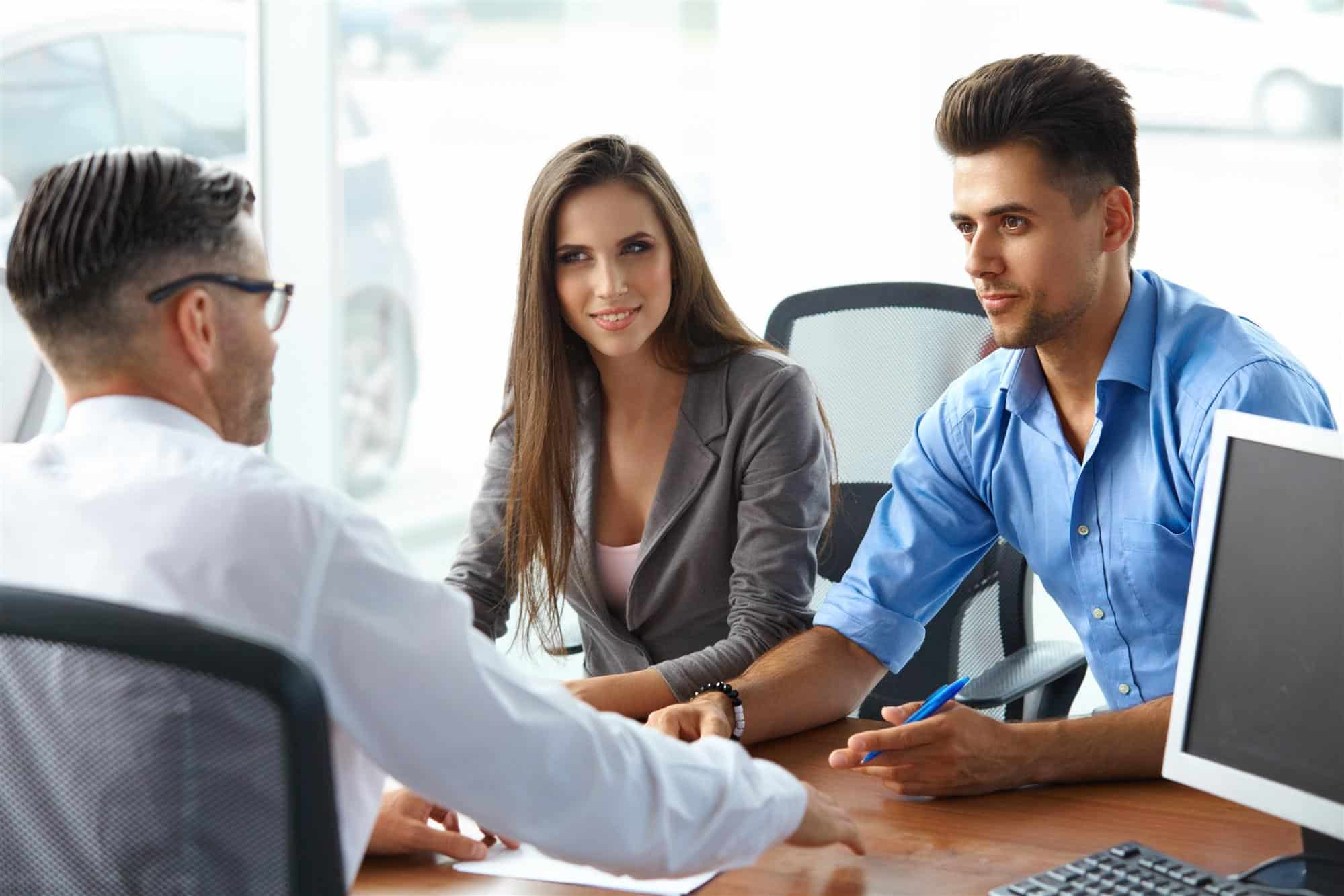 Meeting With Insurance Claim Lawyers